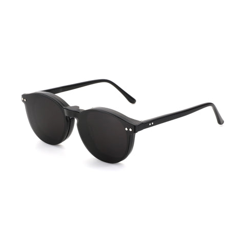 Zenottic Merry black acetate sunglasses with dark tinted lenses.